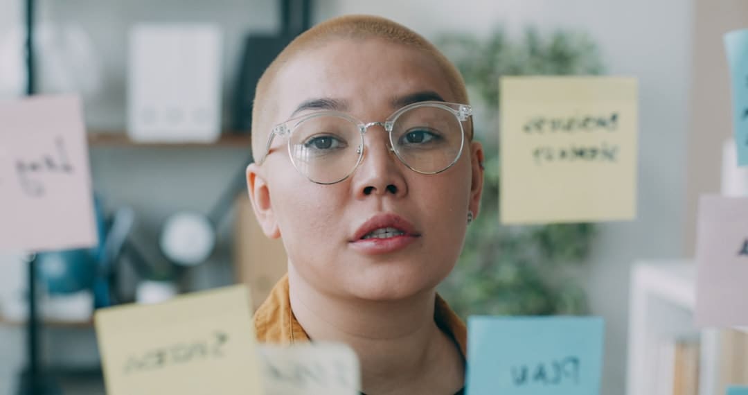 暗示娜扎独身？经纪人回复网友：咱们专注搞工作！
